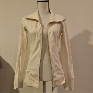 Lululemon stride jacket ivory size 4 EUC